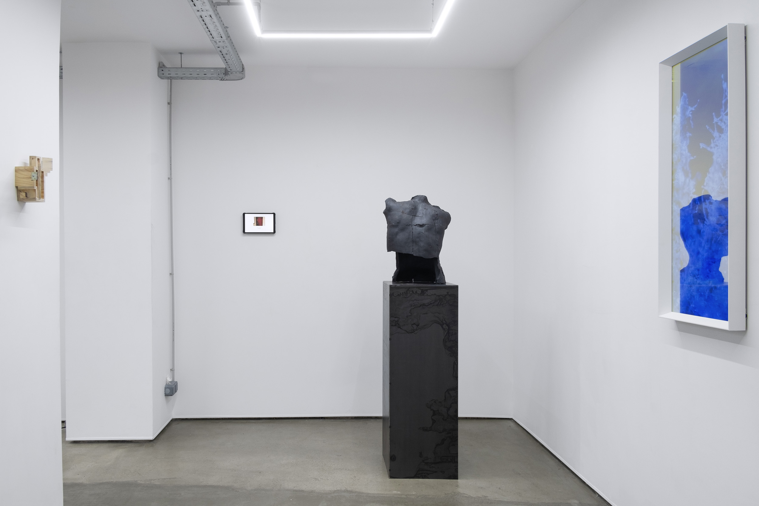 group show at exo exo